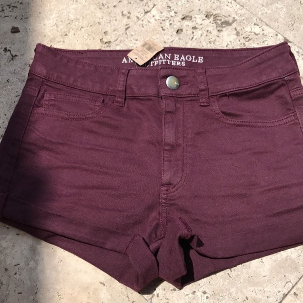 NWOT American Eagle hi rise shortie